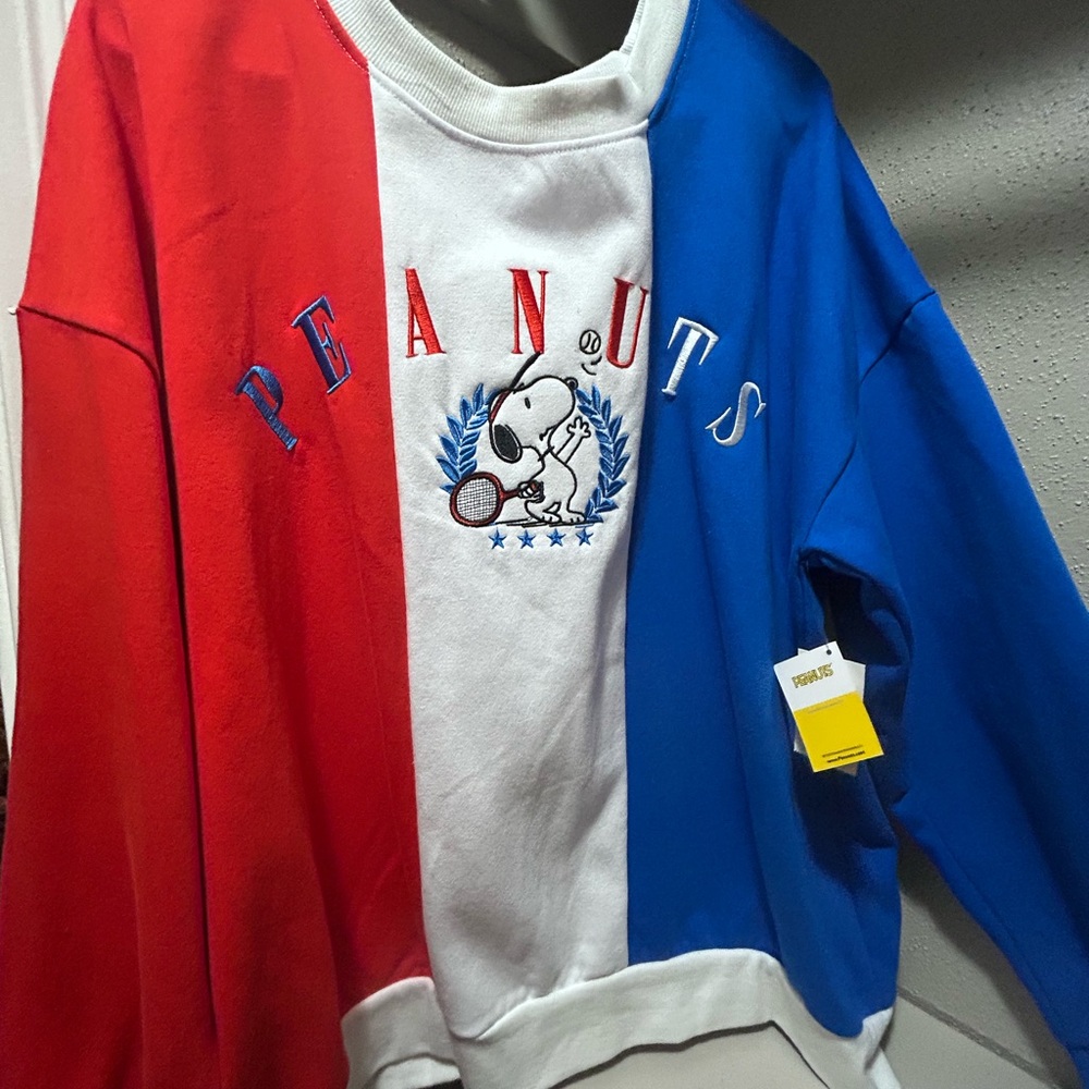 Peanuts Snoopy Tricolor Sweatshirt